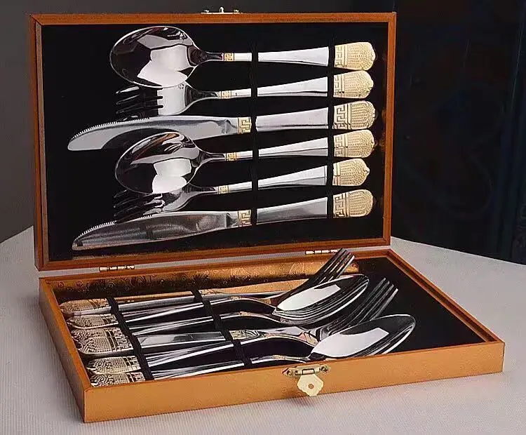 24-piece set of Crown Western tableware gold-plated stainless steel cutlery set