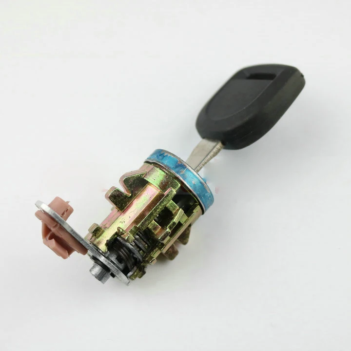 Left Front Door lock Cylinder for Familia Rear Lock & Central Control Cylinder Driving Door Car lock