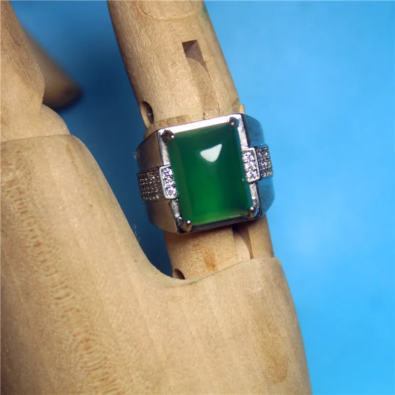 Liemjee Wholesale Fashion Classic Green Chalcedony Silver Plating Square Ring for Man Luxury Jewelry Namour Charm Gift Seasons