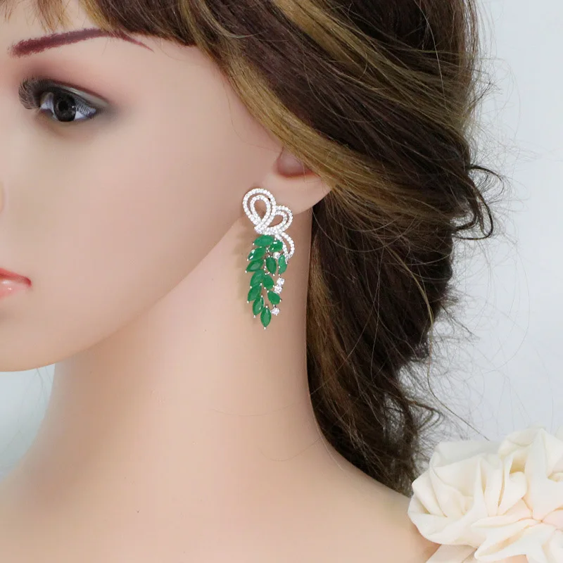 Pera Fashion Silver Color Ear Jewelry Hanging Leaf Shape Green CZ Stone Long Symmetrical Drop Earrings for Women Party Gift E164