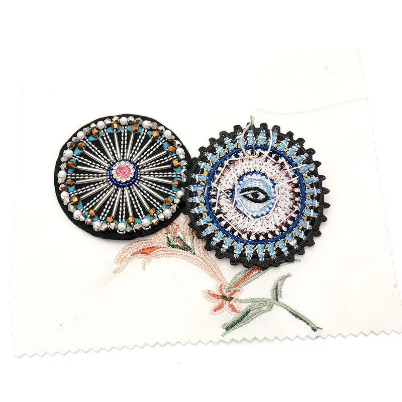 AHYONNIEX High Quality Round Beads Eye Patches Applique Sew On Beading Applique Clothes Shoes Bags Decoration Patch