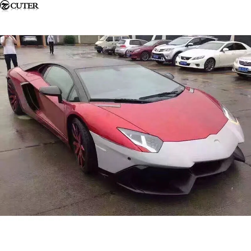 Lp700 to Lp720 Car Body Kits Front Bumper Rear Bumper Rear Spoiler for Lamborghini Aventador Lp700 Car Styling 11-15