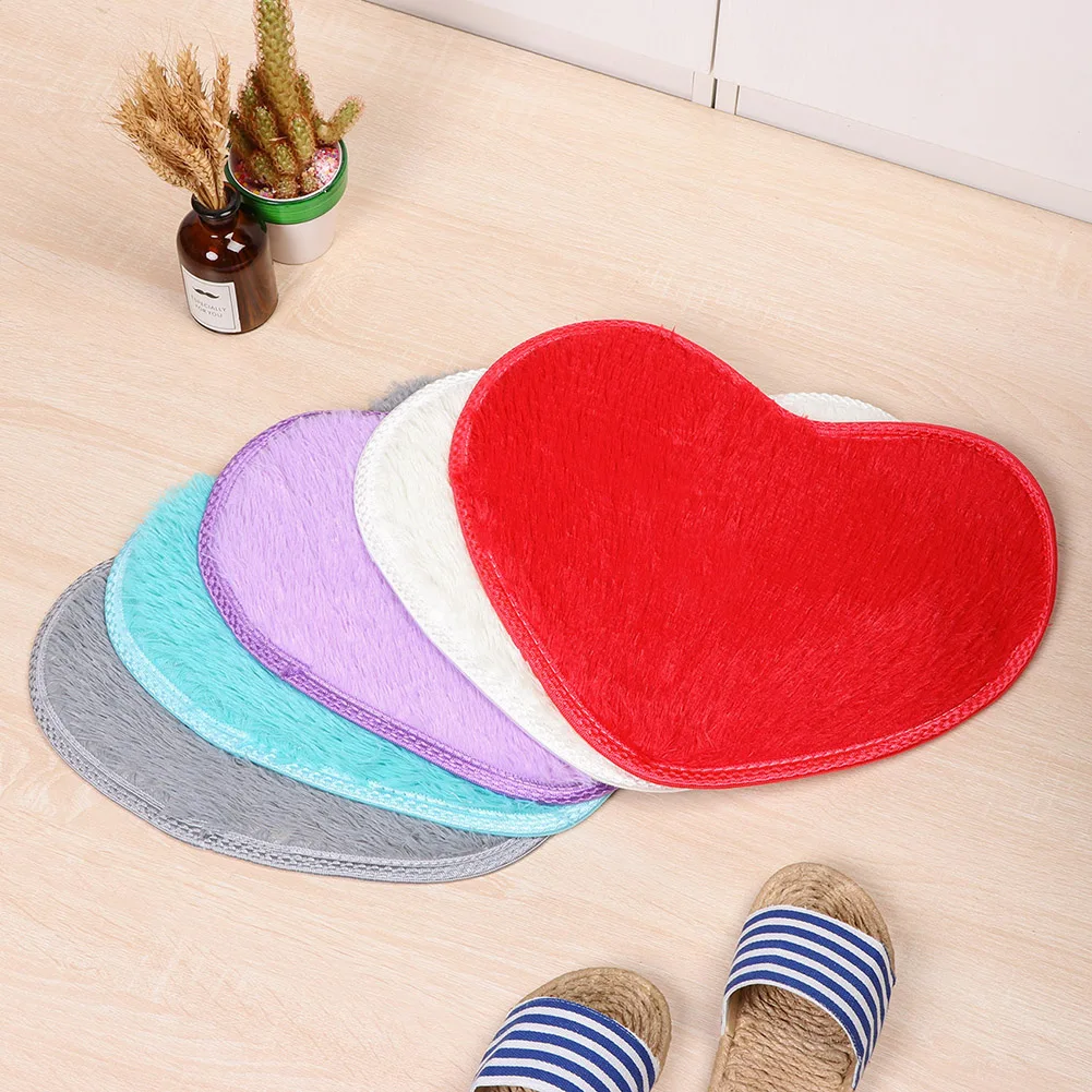 30x40cm Love Heart Shape Bathroom Carpet Solid Green Red Bath Mats Doormat Non-slip Carpets Kitchen Bathroom Rugs Home Floor Mat