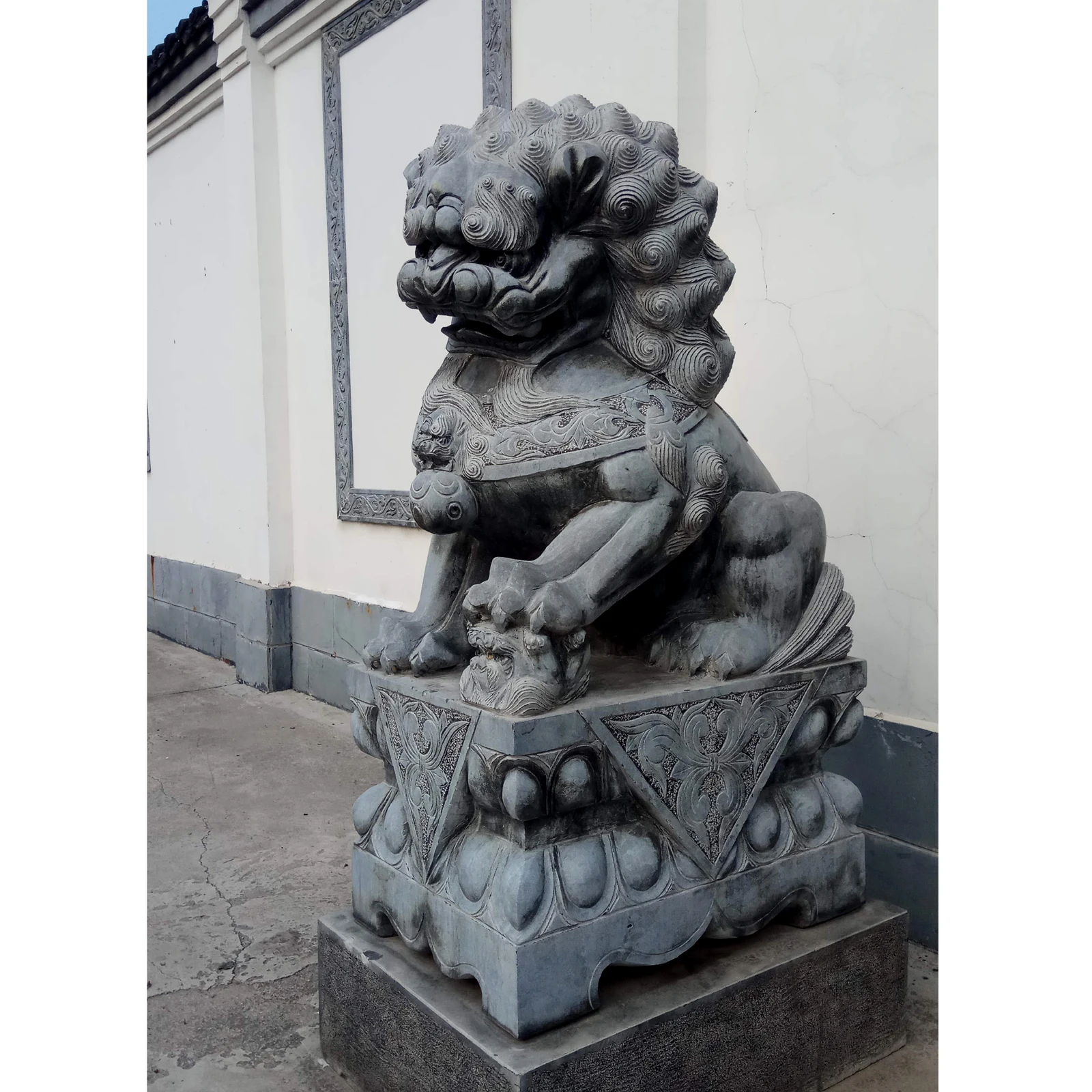 Carved Natural Stone Lion Sculpture Chinese style Gate Guardian Lions statues entrance stone decoration custom made marble Lion