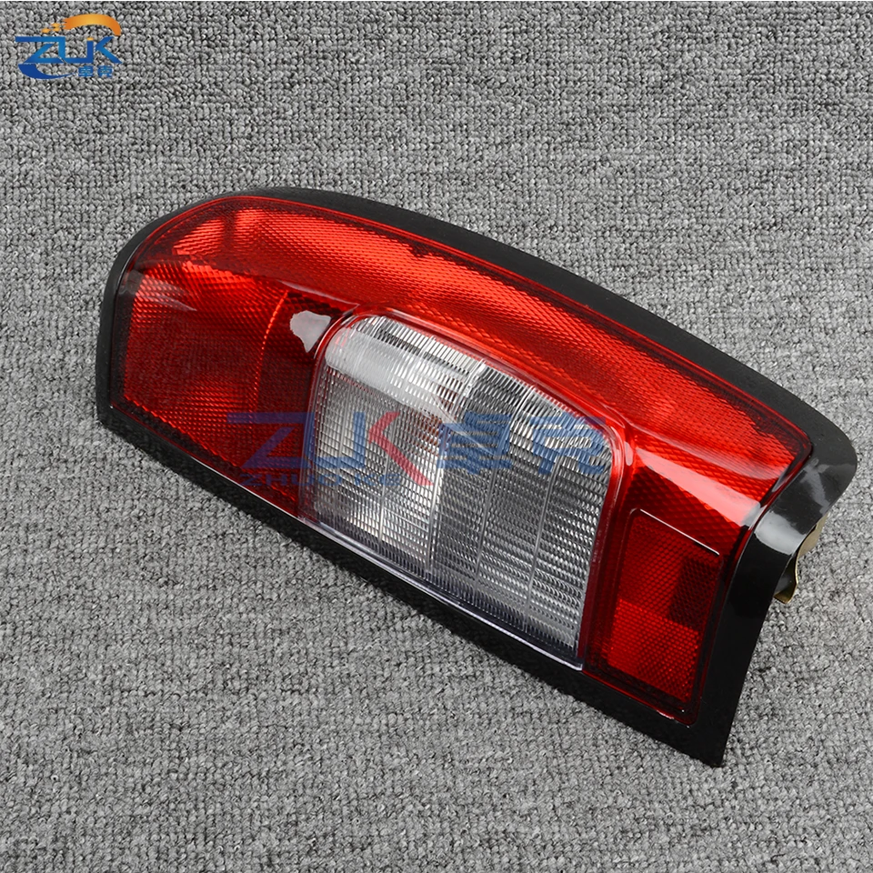 ZUK Tail Light Taillamp Assy Rear Brake Stop Lamp Assembly With Cable For NISSAN NAVARA D22 1998 1999 2000 2001 2002 2003 2004