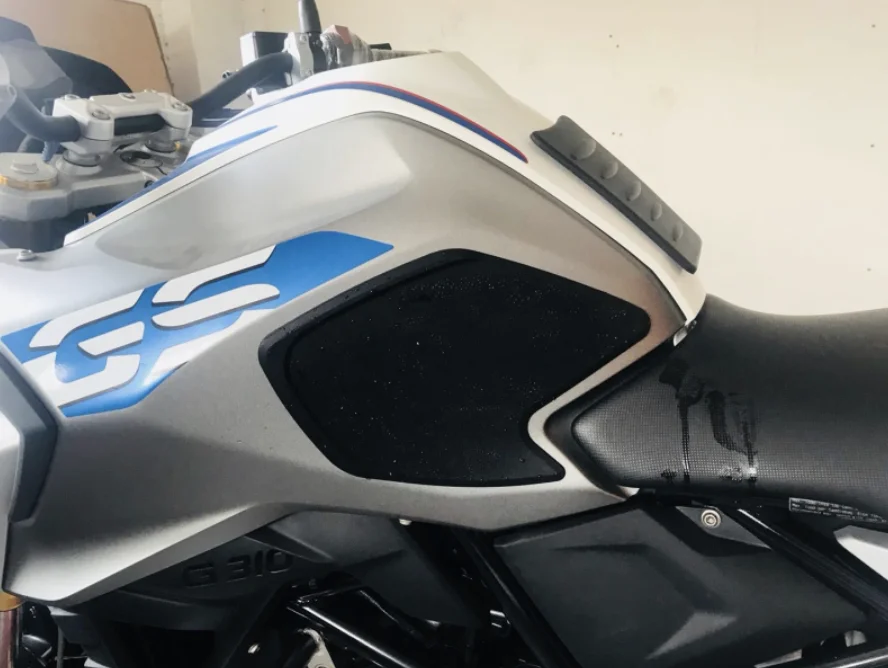 

Black Rubber Motorcycle Tank Traction Side Pad for G310GS 2018-2019