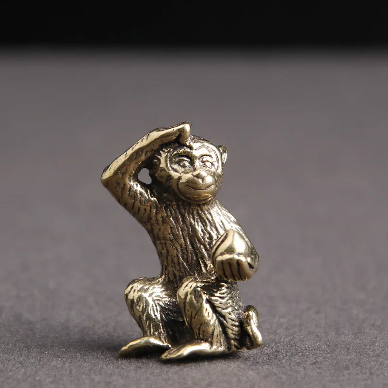 Pure Brass Spirit Monkey Picking Peaches Sculpture Home Decor Accessories Bronze Monkey Figurines Miniatures Desk Decor Tea Pet