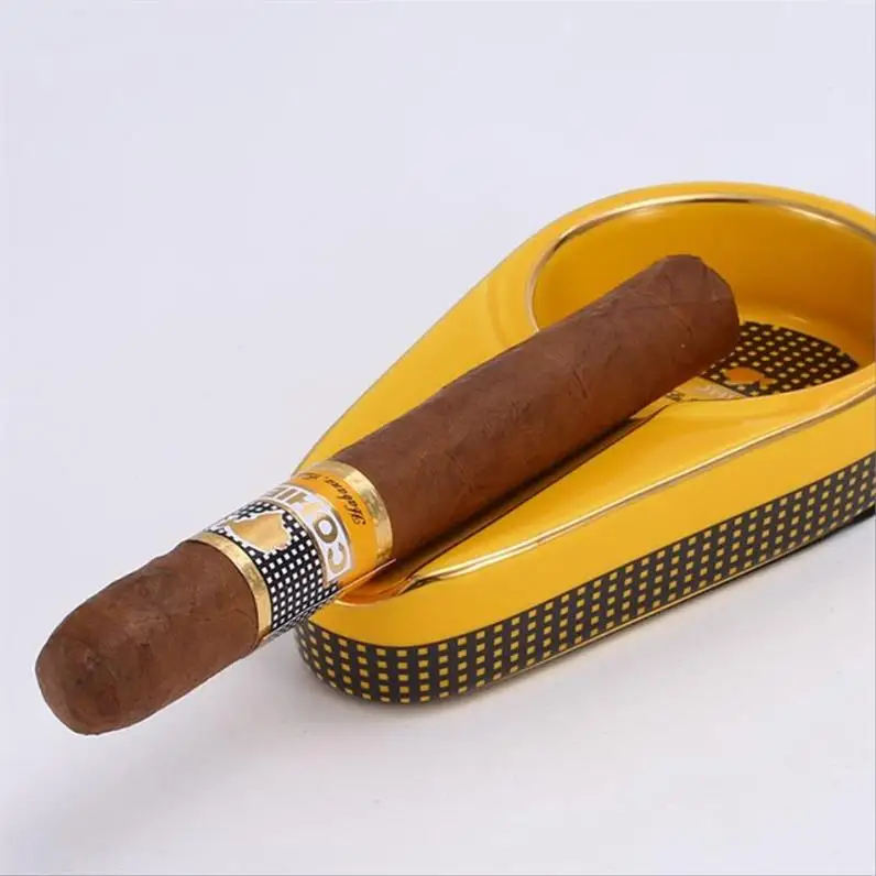 Ashtray Simple Design Cigarette Ashtrays Pokcet Tobacco Ash Tray Portable Ashtray For COHIBA Cigar Ashtray gift for boyfriend