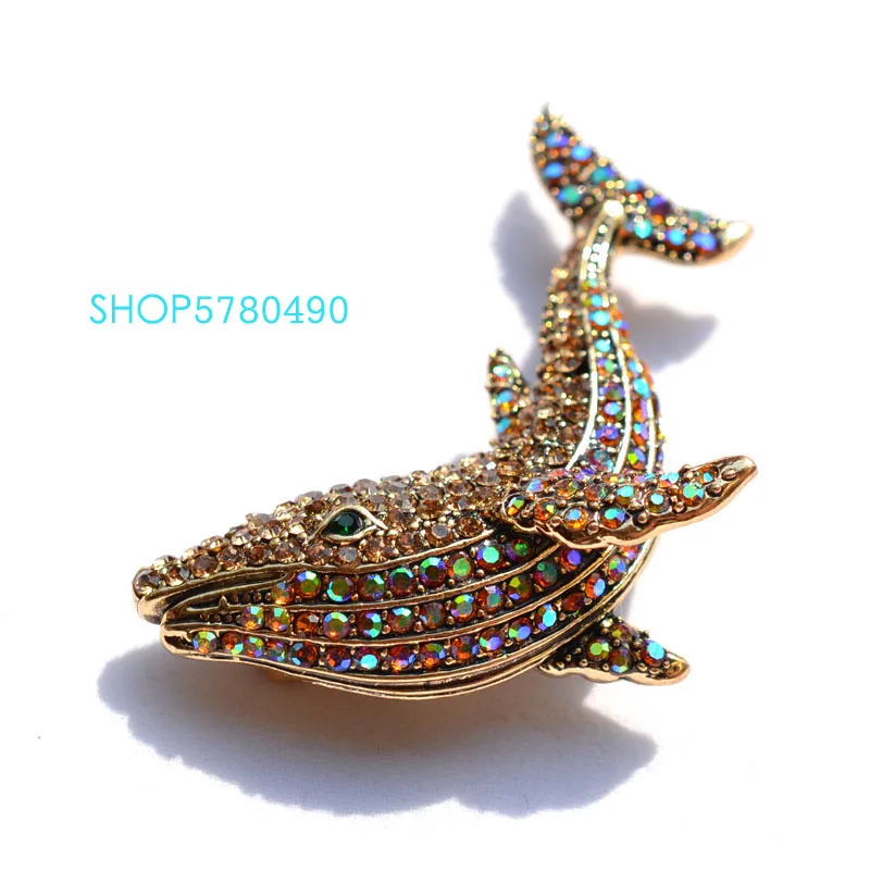 Fashion Jewelry New Whale Breast Pin Cute Brooch for Women Gold Color Rhinestone Ocean Style Brooch Pin Coat Garments Lady Gifts