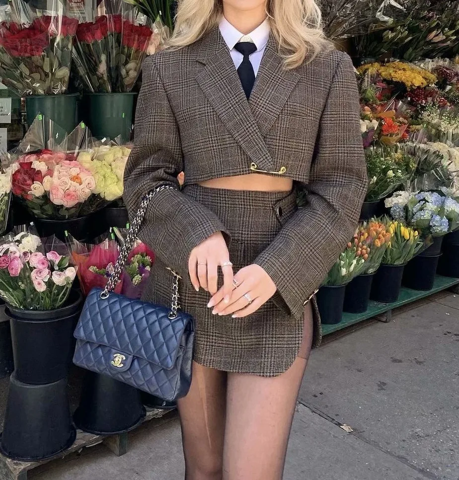 2021 Vintage Buckle Check Plaid Women Blazer Cropped Side Irregular Cross Slit Mini Skirt Long Sleeve Suits 2 Pieces Set