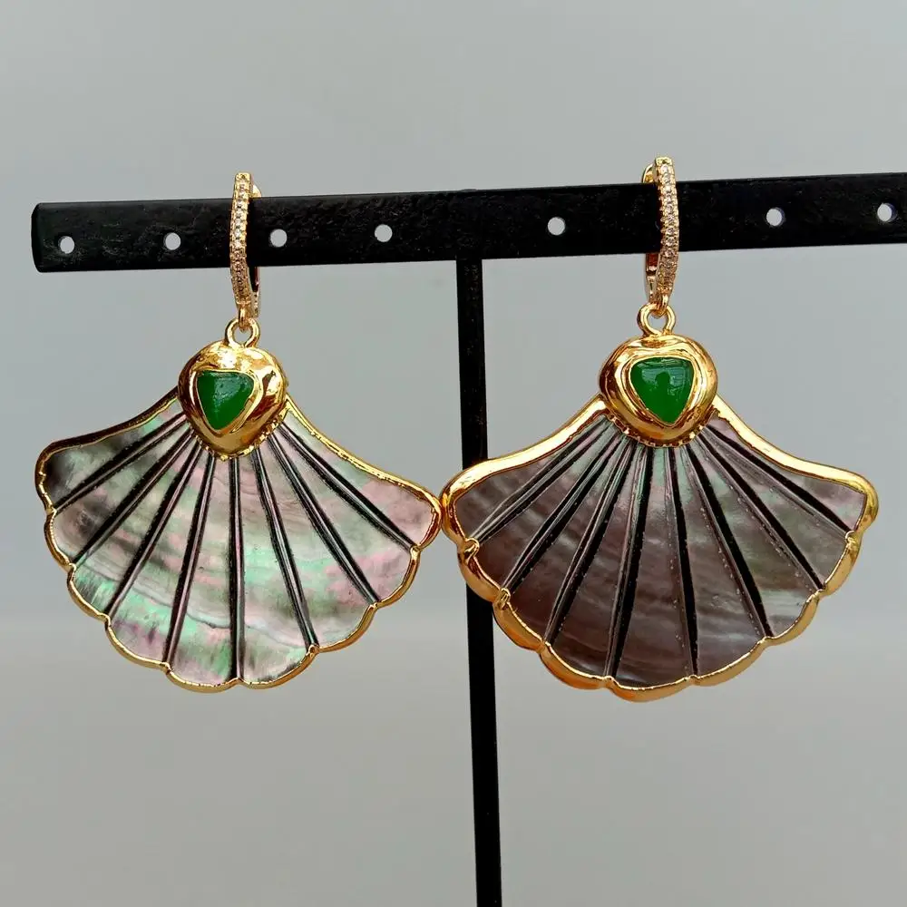 Y·YING Natural Black Shell Carved Mother Of Pearl Green Agate Ginkgo Leaves Charm Dangle Earrings Cz Pave Lever Back