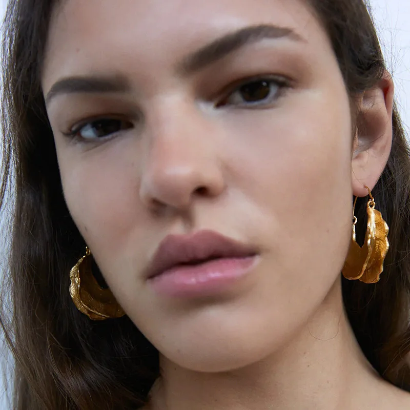 2024 New ZA Golden Metal Feel Geometric Statement Hanging Earrings Women Asymmetry Vintage Punk Indian Earrings Jewelry