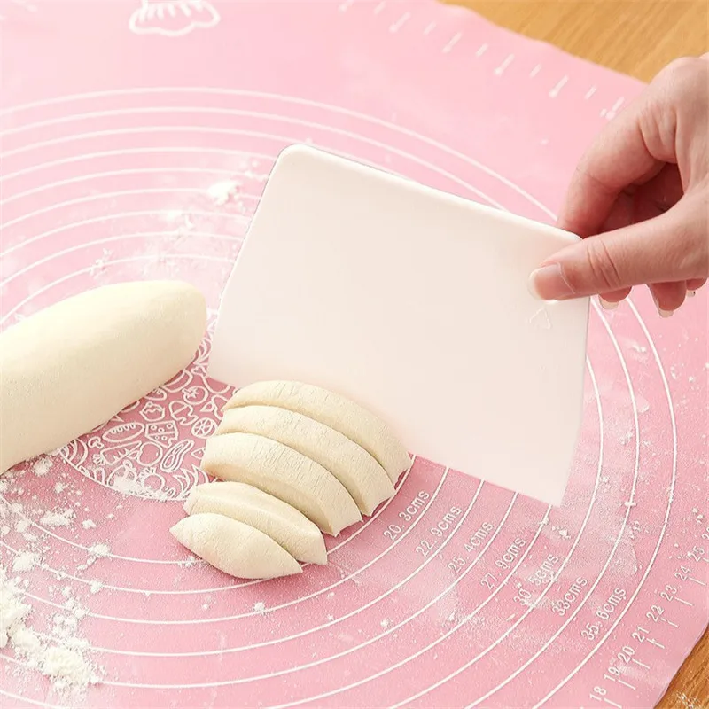 

Plastic Dough Pizza Cutter Scraper Blade Pastry Large Slicer Blade Cake Bread Pasty Kitchen Accessories