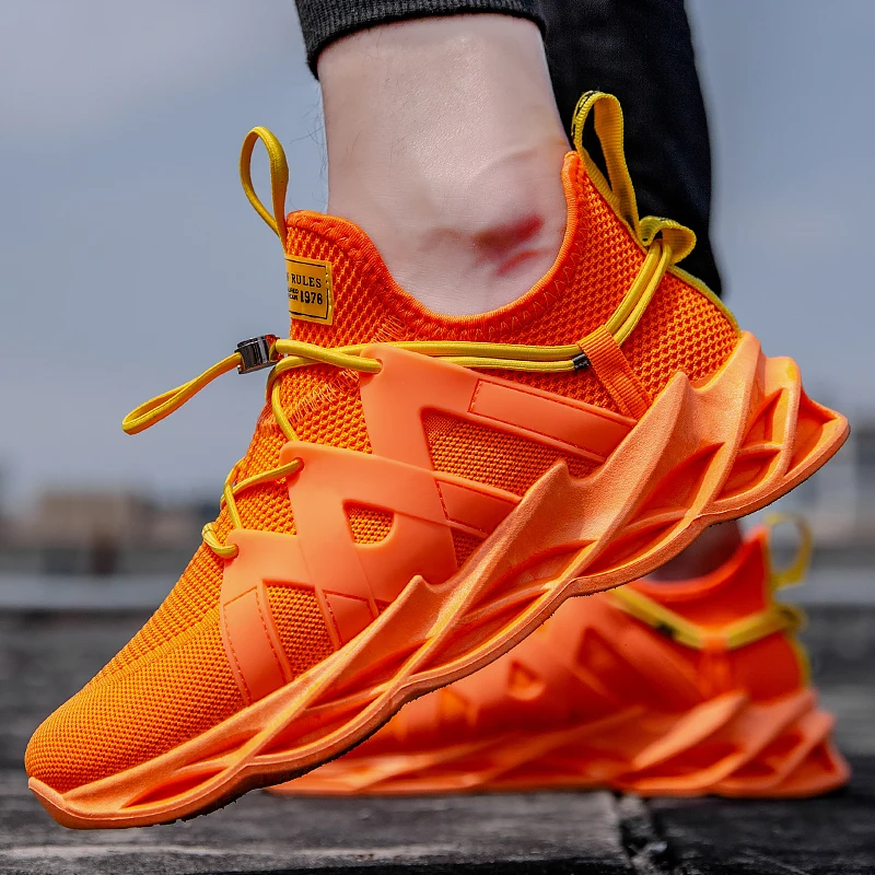 Hot Orange Männer Turnschuhe Große Größe Unisex Mesh Atmungs Beiläufige Laufende Schuhe Männer Licht Weiche Sport Schuhe Klinge Turnschuhe Frauen