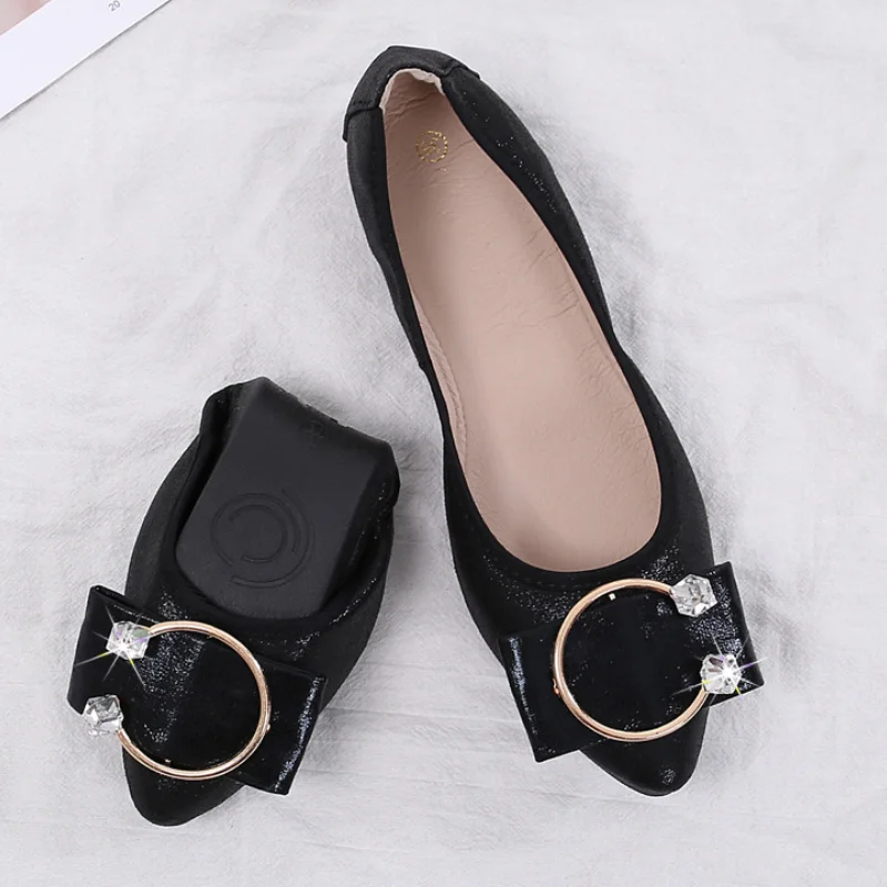 2023 new spring and autumn single shoes flat scoop shoes round head soft bottom shallow mouth mother shoes large size WSH2476