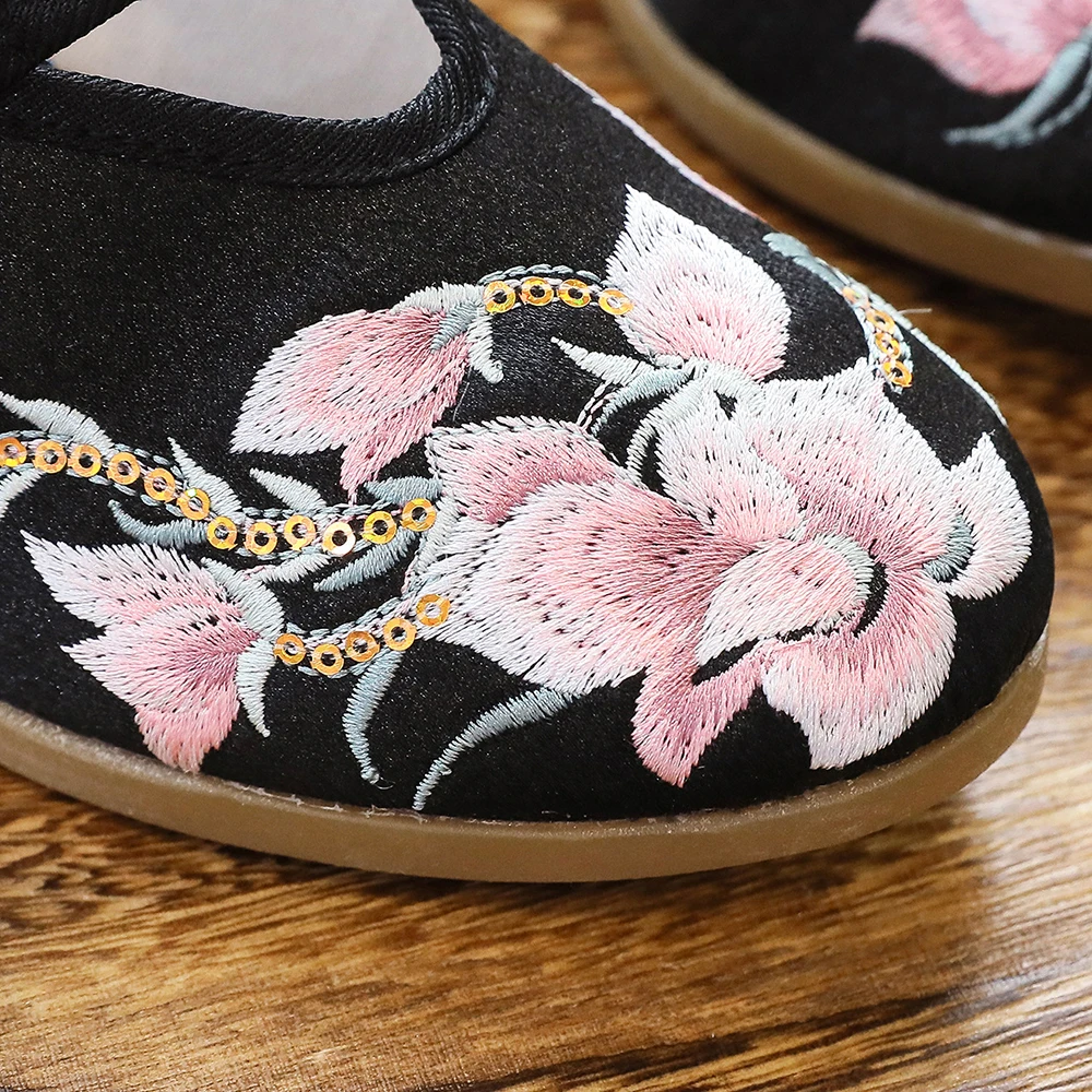 Veowalk 7cm Block Heel Women Cotton Embroidered Mules Summer Ladies Chinese Style Close Toe Slippers Soft Comfortable Shoes