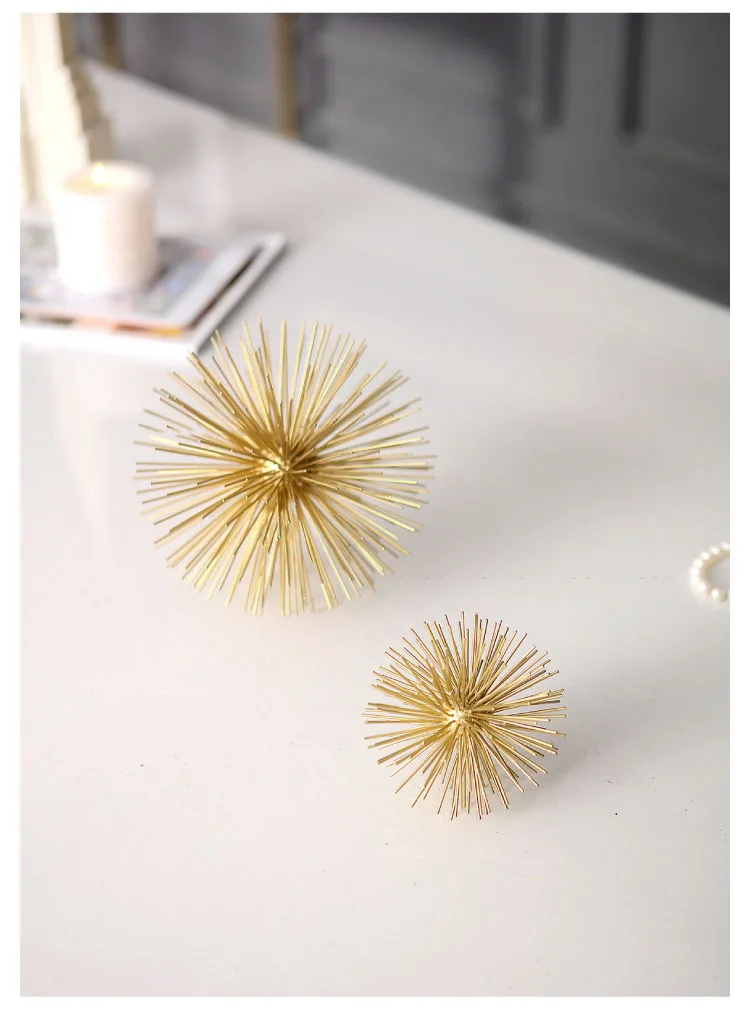 Modern Golden Geometric Metal Spiky Ball Crafts Desktop Ornaments For Office Home Room New House Layout Decor Metal Gifts