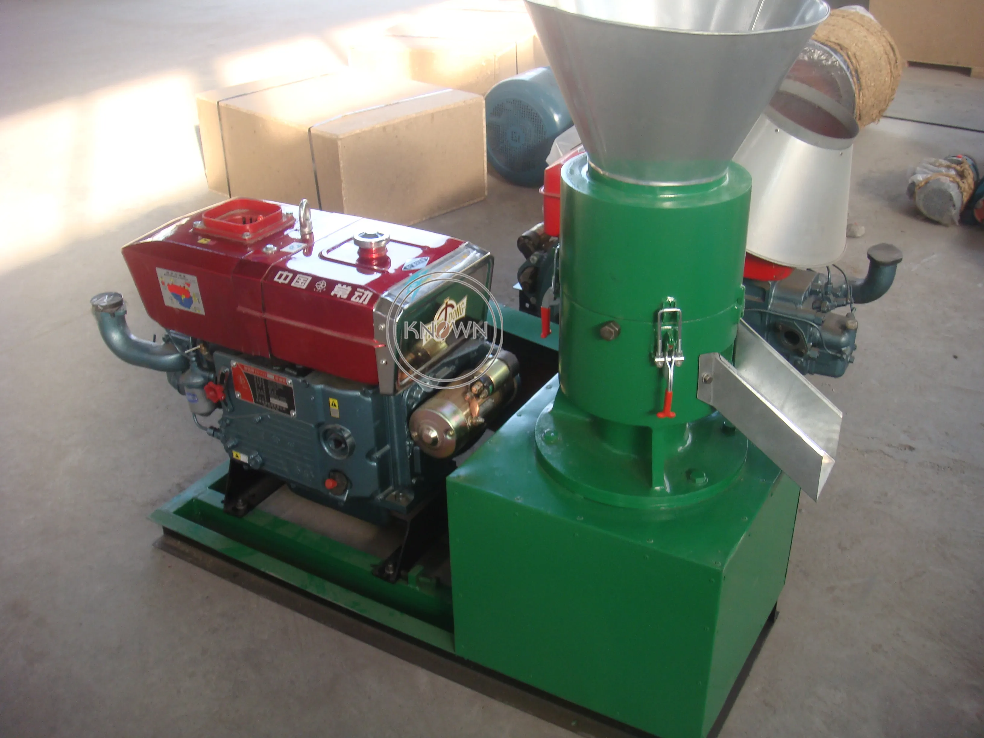 100-120KG/H Diesel Wood Pellet Mill 15HP Sawdust Presser Fuel Biomass Pellets Production Machinery Hot Sale In Canada