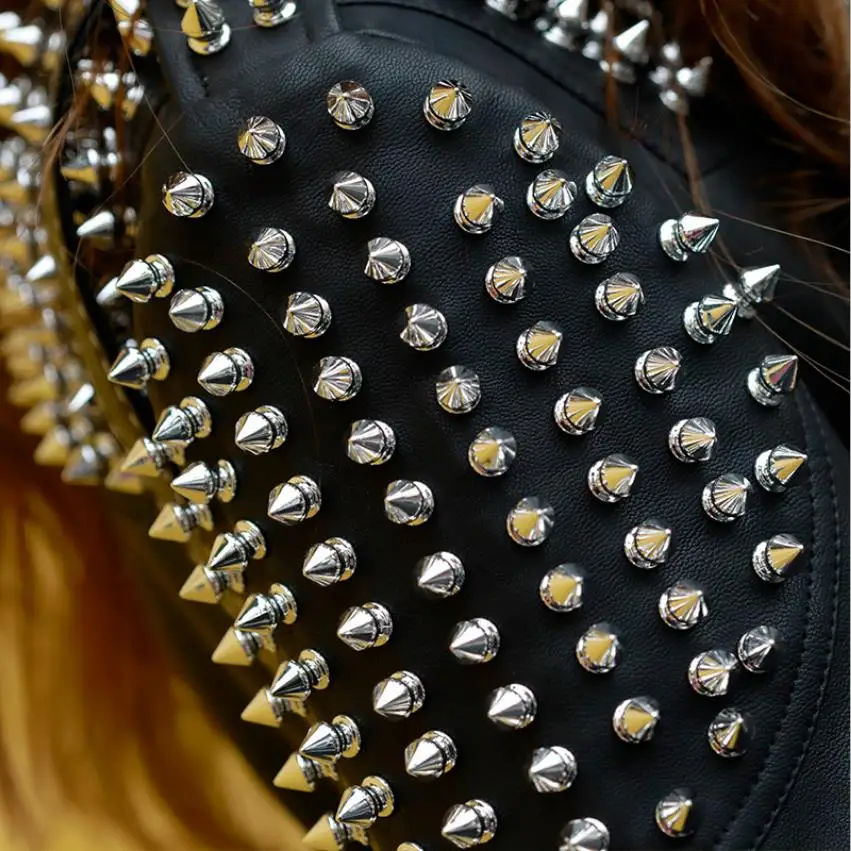 Punk rivetto perline giacche in pelle pu primavera proiettile perline capispalla in pelle moda femminile era sottile giacca in pelle PU WQ218