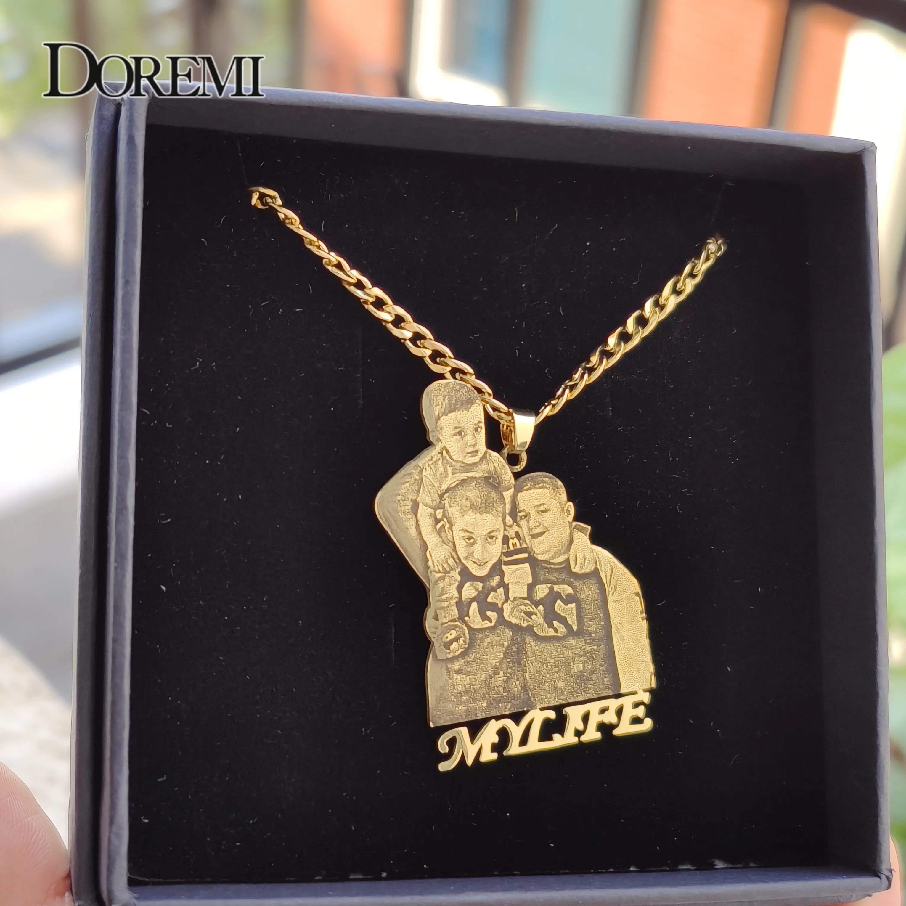 DOREMI Unique Custom Photo Necklace Custom Picture Nameplate Pendant Necklace for Kids Custom Memory Jewelry for Family Gifts