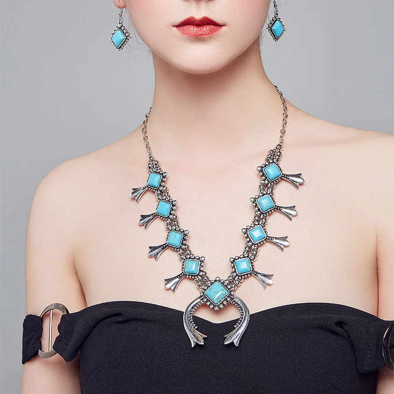 Indian Ethnic Statement Large Collar Necklace Women Boho Tribal Vintage Maxi Big Chunky Retro Moon Pendant Necklace Jewelry
