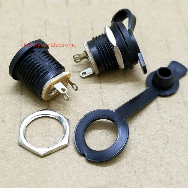 Toma de corriente CC DC-022, 5,5x2,5mm, Conector de toma de cobre de hierro, rosca de agujero redondo, Vertical, 3 pines con tuerca y tapa impermeable