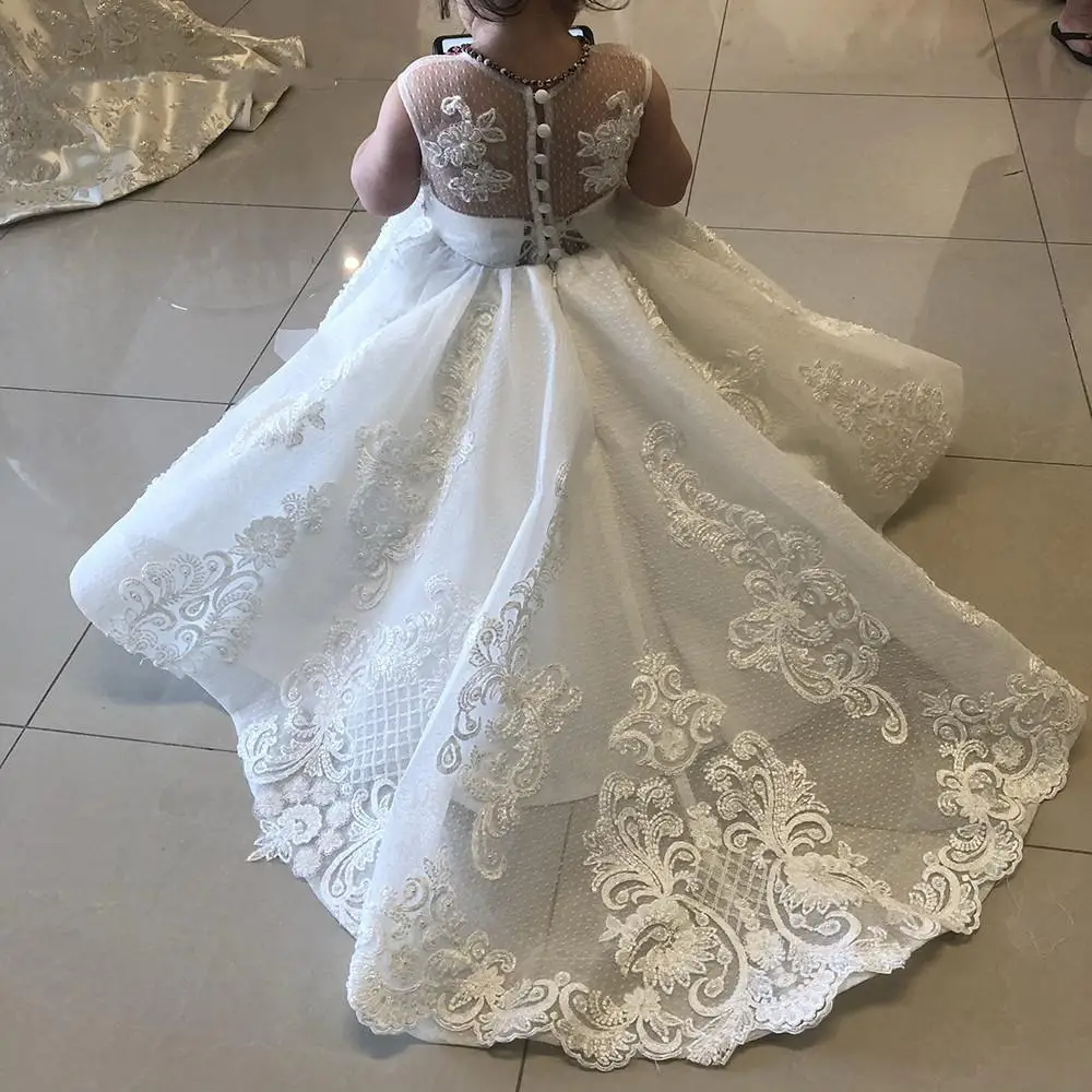 Robes à fleurs blanches pour filles, avec traîne de balayage, robes de concours, col rond, sans manches, robes de fête d'anniversaire pour bébés filles