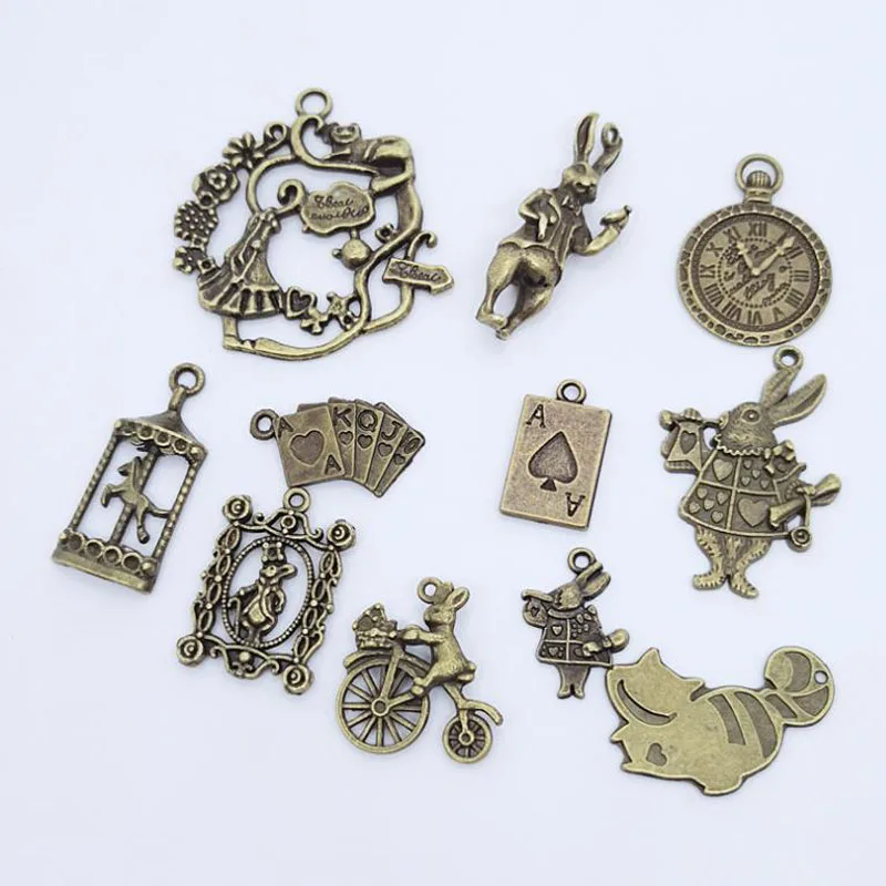 Vintage Metal Alice in Wonderland Party Charms DIY Classic Fashion Accessories Handmade Pendant Charms 20 pieces/lot