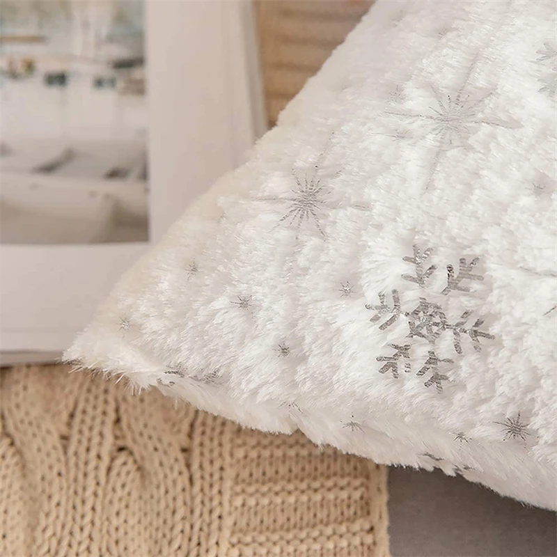 Christmas Throw Pillow Plush Cushion/ Pillow Cover for Sofa Living Room 18*18 Decoration Nordic Pillowcases Home/ Bedroom Decor