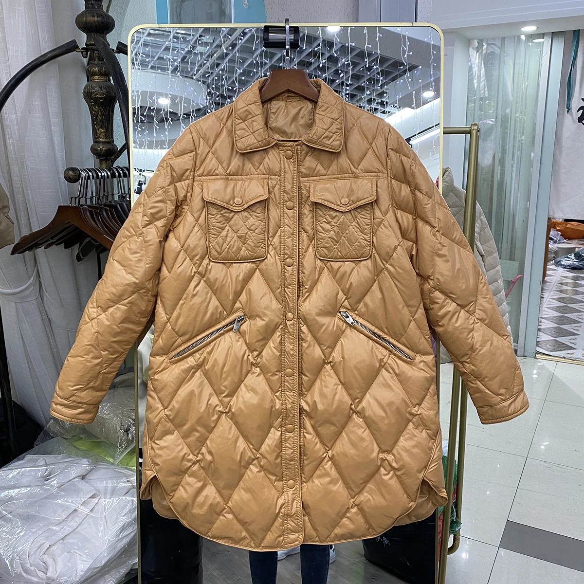 2024 New Winter Ultra Light 90% White Duck Down Coat Long Sleeve Warm Parka Outwear Female Casual Single Breasted Puffer Jacket