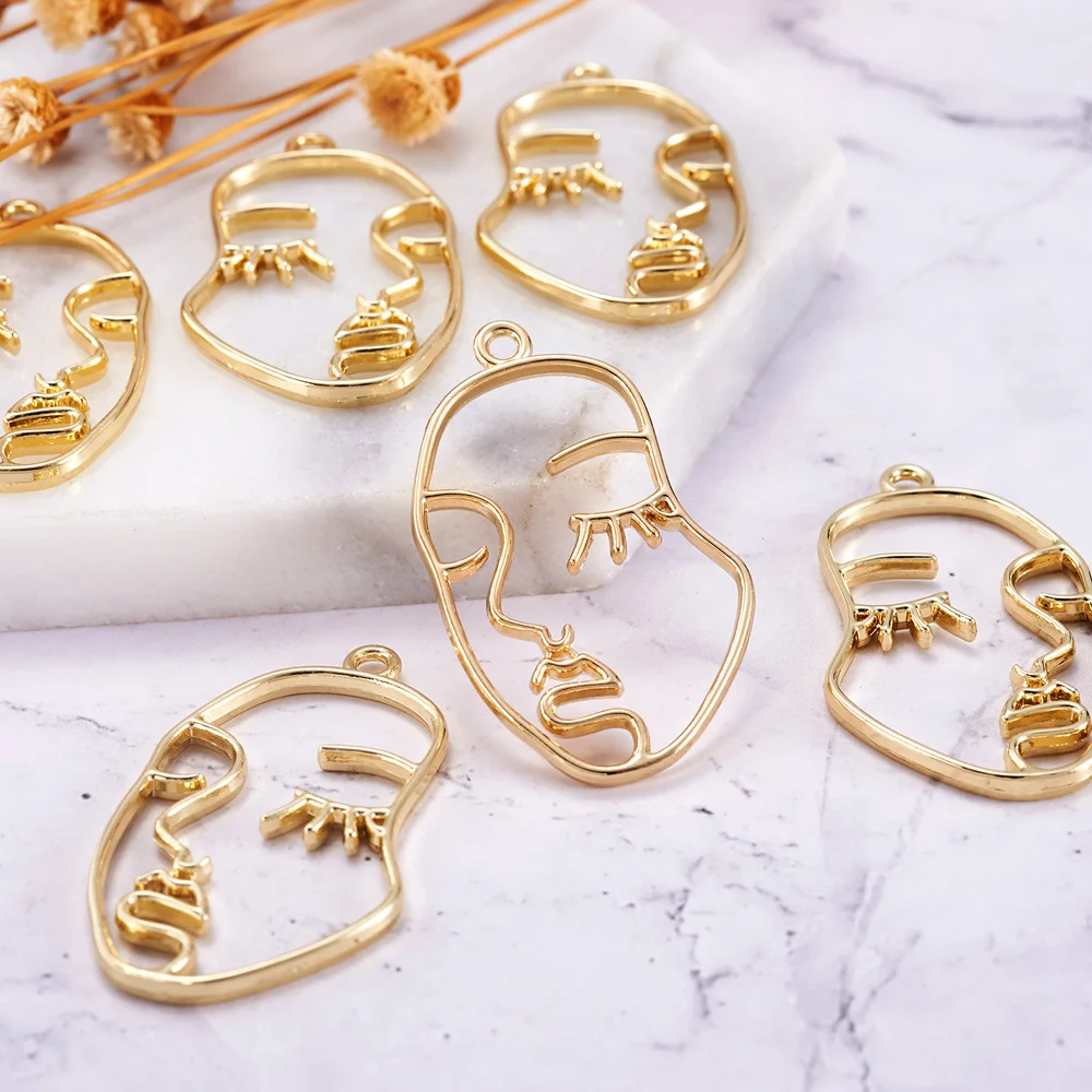 

50PCS Alloy Open Back Bezel Pendants Golden Color Abstract Face Shape Link Chains Necklace Fashion Charms Pendant