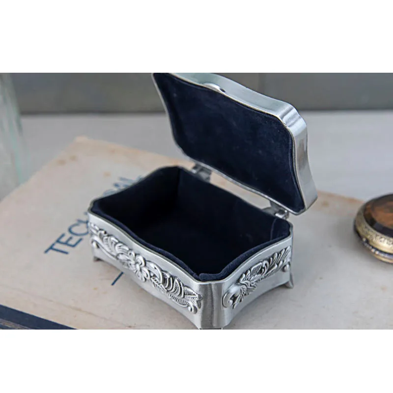 Vintage Small Size Last Supper Theme Christian Trinket Storage Box Metal Jewelry Box Treasure Chest