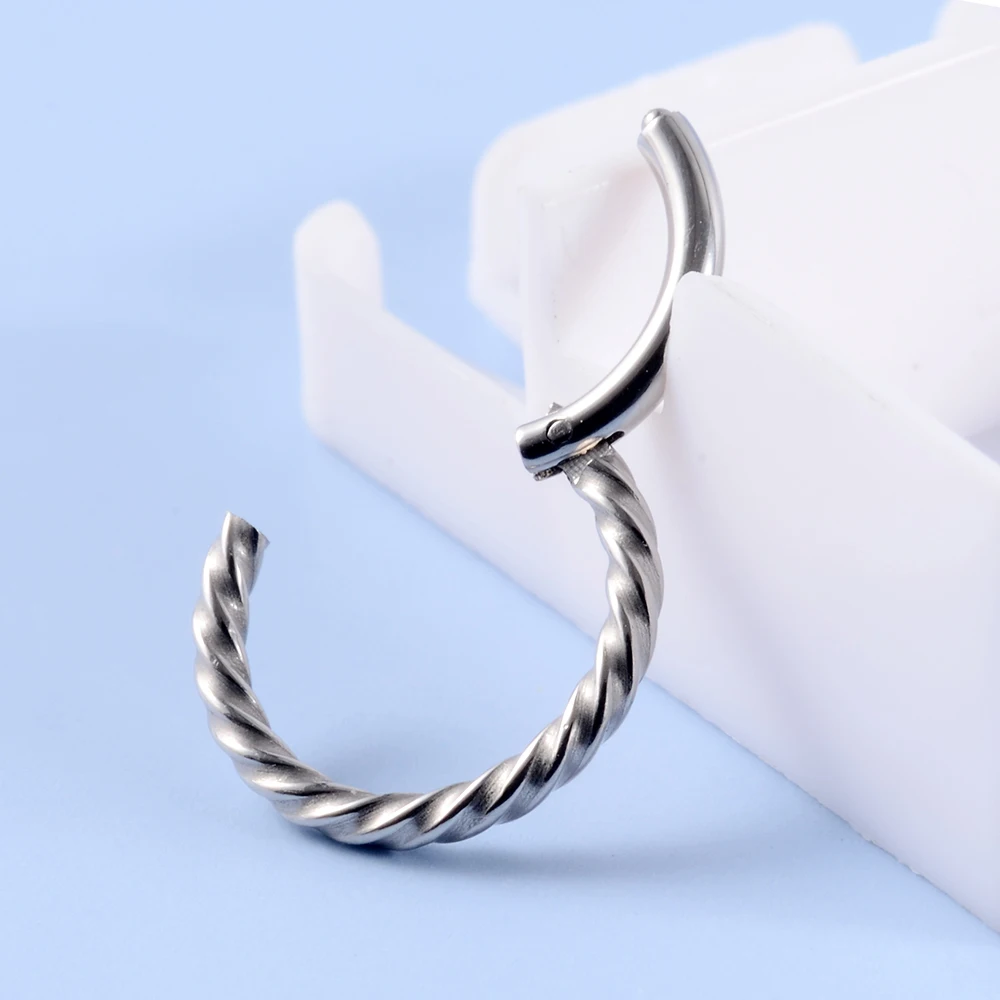 1pcs Stainless Steel Septum Clicker Hoop Ring Nose Labret Ear Tragus Cartilage Daith Helix Earrings Studs Body Piercing Jewelry