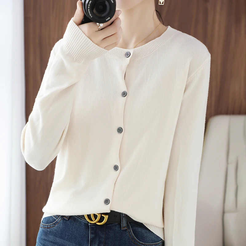 21 Spring Autumn New Round Neck Knitted Cardigan Female Korean Version Loose And Versatile Long-Sleeved Button Jacket Simple Top