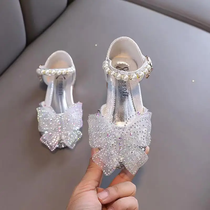 

New Girls Butterfly Sandals Summer Children Princess Casual Single Shoes Kids Fashion Tide Pu Leather Performance Shoes G112