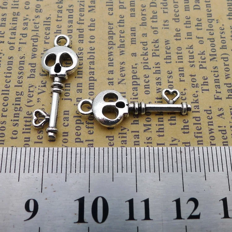 20pcs Wholesale Accessories For Jewelry Antique Silver Color Skull Key Charms 10x26mm