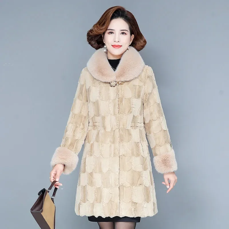 Vintage Female Coat Vint Velvet 2022 New Women Long Coat Mid-Aged Elderly Noble Temperamen Imitation Fur Fur Collar Cotton