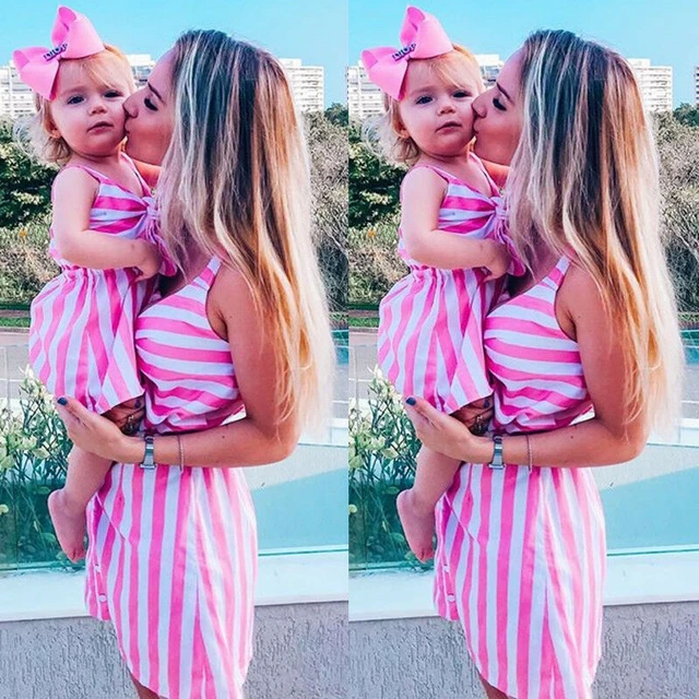 Vestido de madre e hija para madre e hija vestidos sin mangas a rayas con lazo ropa de moda de verano ropa familiar a juego