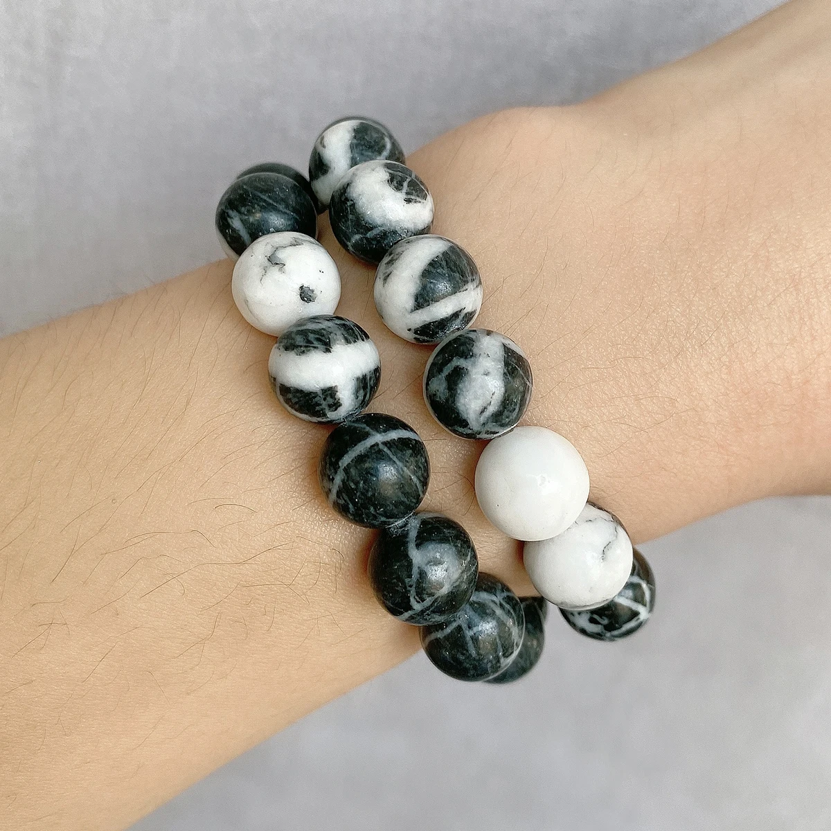 High Quality Natural Black And White Marble 4/6/8/10/12MM Round Loose Beads Unique Texture Is Suitable For Making Unique Jewelry