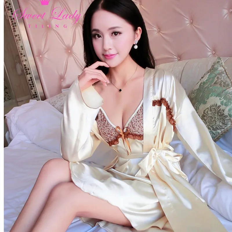 

Fashion Lady V-Neck Strap Dress and Bathrobe Two Piece Set Women Robe Sets Leopard Pajamas Nightgown Silk Sleepwear Sexy Pajamas