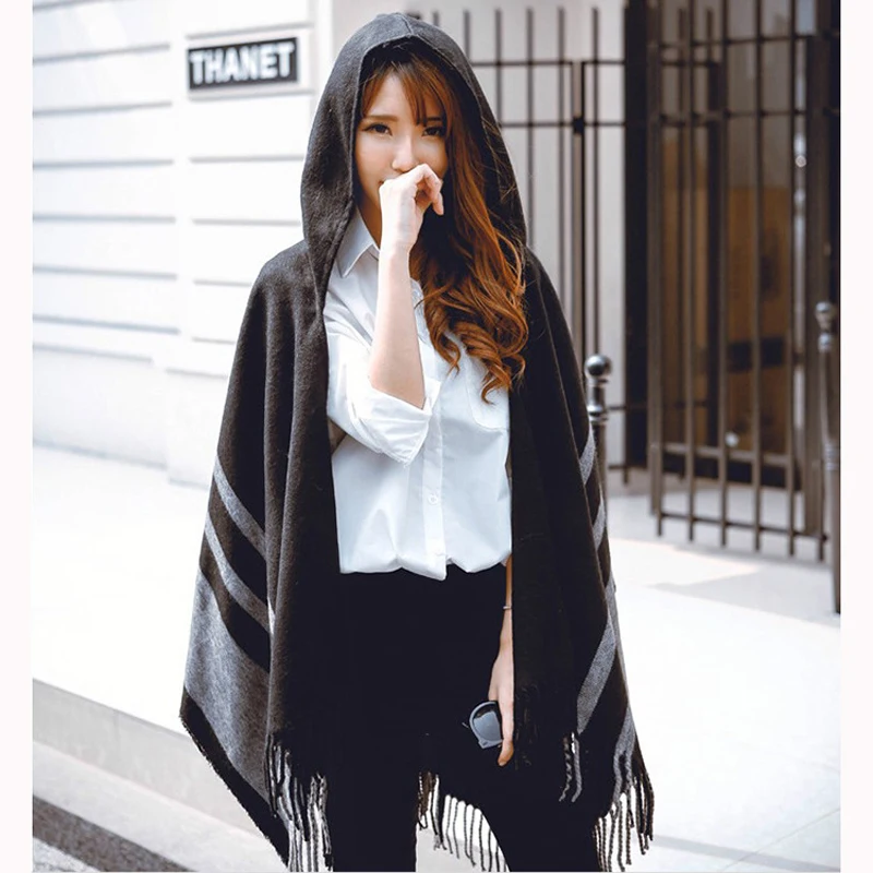 2022 Jacquard Hooded Poncho Women Striped Chal Sweaters Plus Size Scarves Tassel Pashmina Mantilla Warm Pallium Winter Echarpes