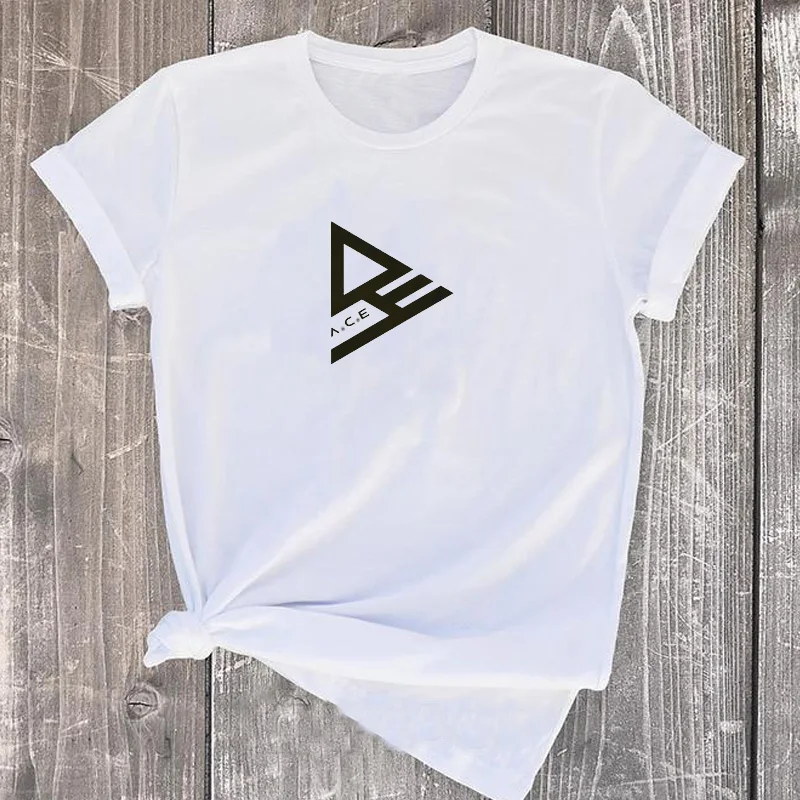 A.C.E K-pop T-Shirt donna stampata ACE Kpop lettera T Shirt Casual estate manica corta Tees o-collo maglietta nera Feminina