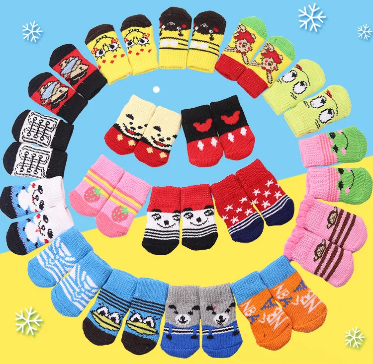 4Pcs/set Anti Slip Skid Bottom lovely Puppy Dogs Pet Knits Socks Cute pet Fashion Pets Dogs Socks for Cats Dog Toy Supplies