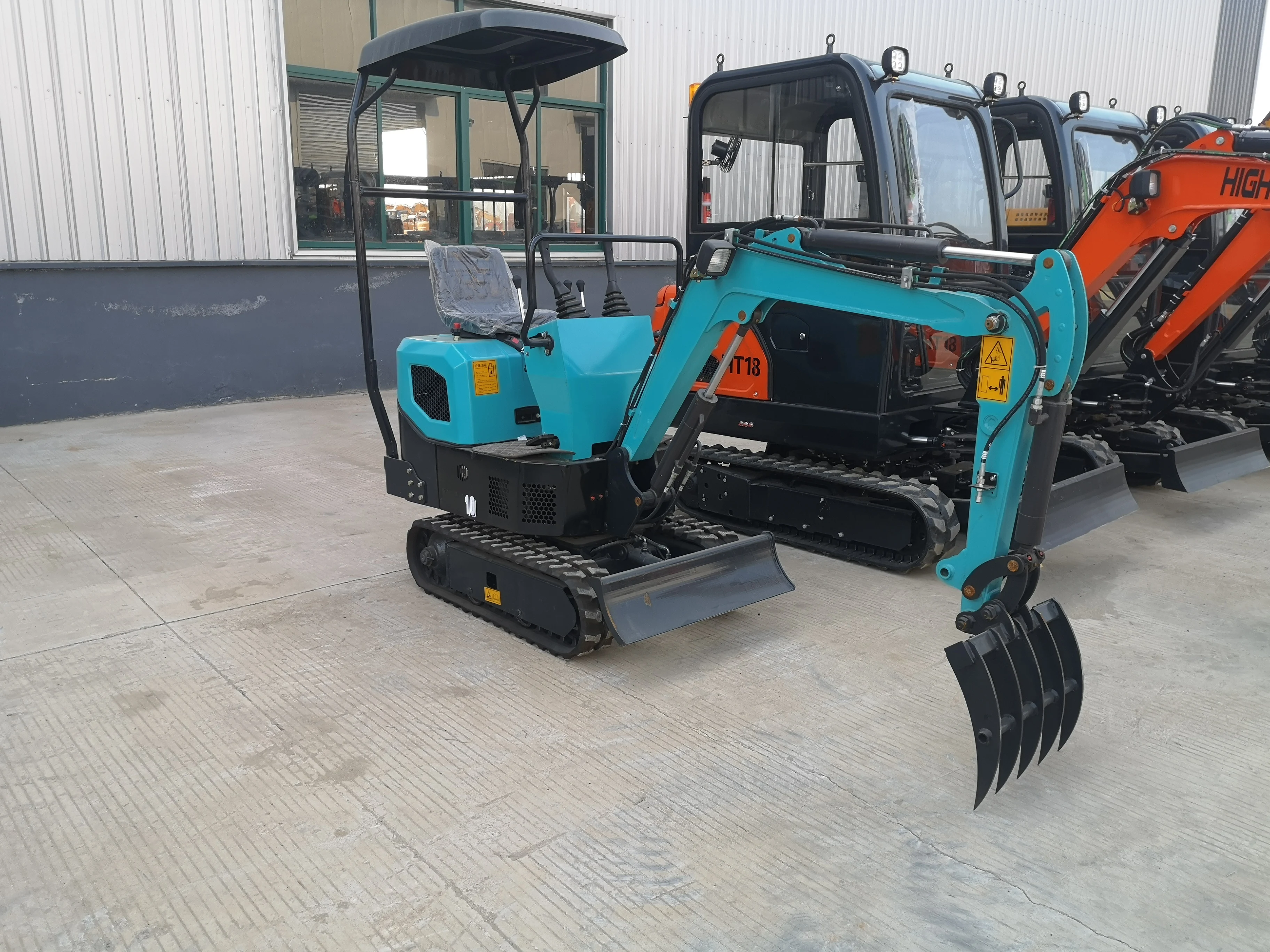 Home Used Household Mini Digger Micro Crawler Excavator For Sale SY601