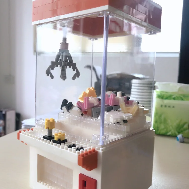 Creative Doll Small Ufo Catcher Micro Diamod Block With Led Light Building Bricks Mini Claw Arcade Crane Nanobricks Collection