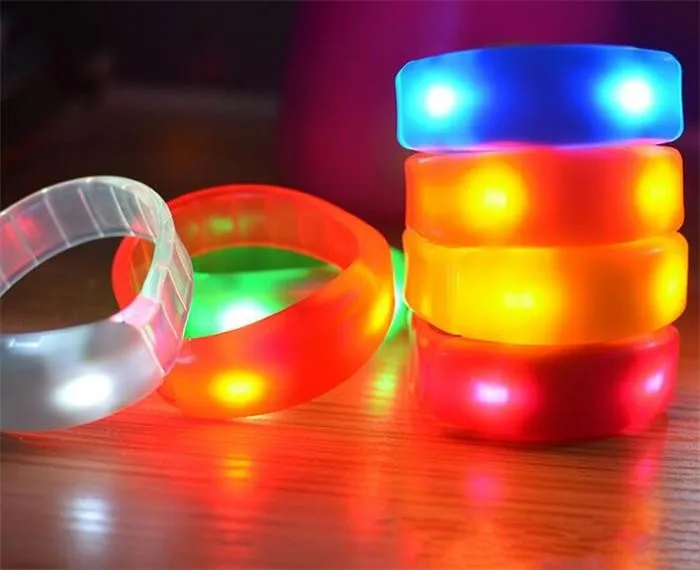 Voice Control Music Activated Led Flashing Bracelet Light Up Bangle Wristband Night Club Activity Party Bar Disco Cheer Props