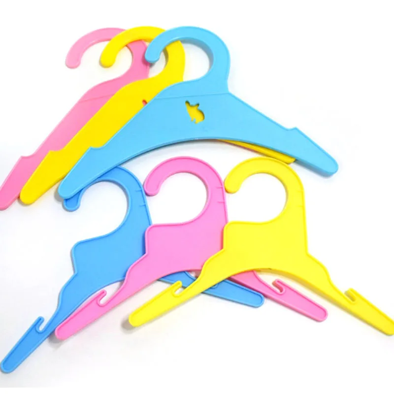 5pcs 25cm Large Size Plastic Tough Pet Dog Puppy Cat Clothes Clothing Rack Hanger Length Cute Fashion Pet Hangers Accessories