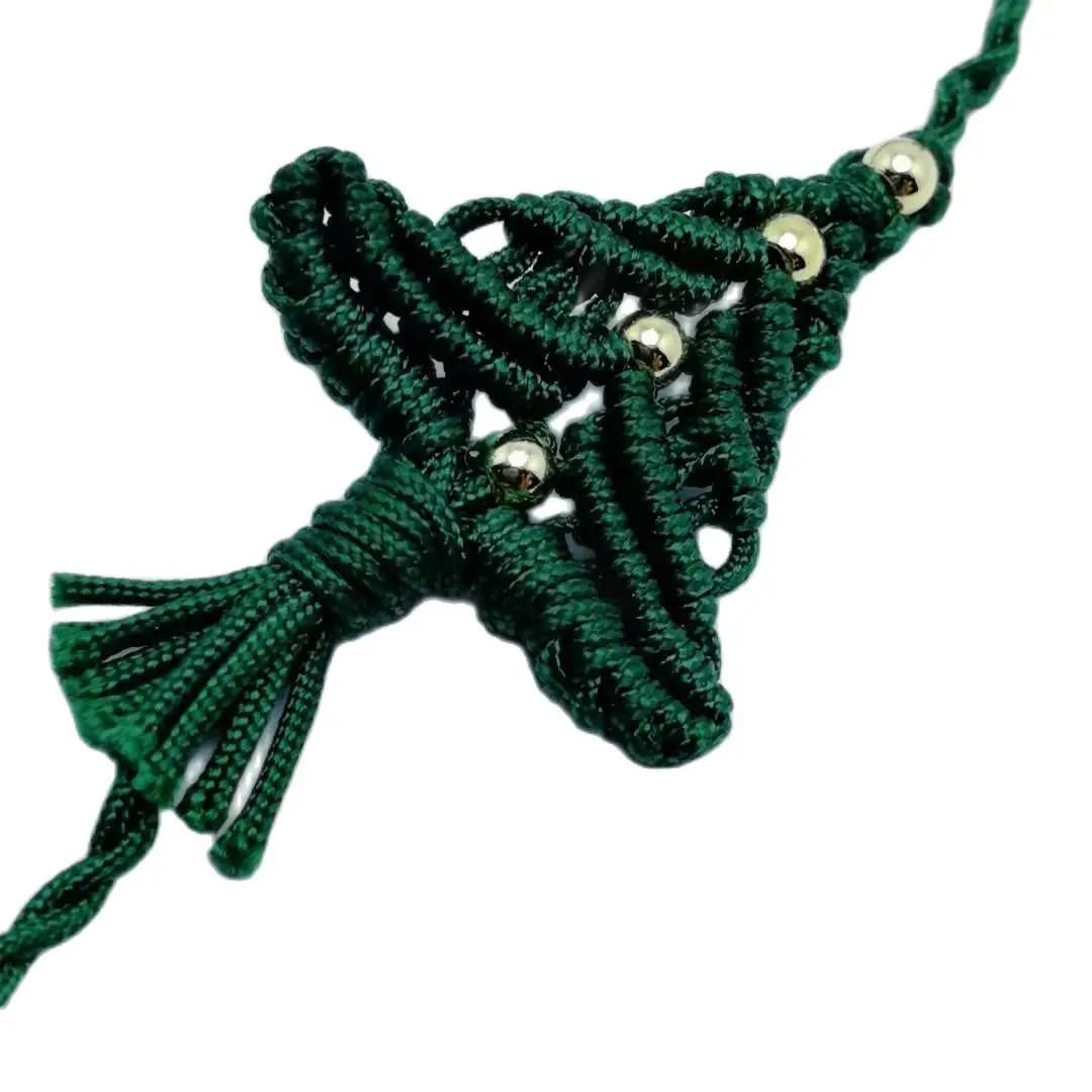 

Handmade Macrame Xmas Tree Bracelet Christmas Lucky Charm for Couple And Friend - Unique Gift