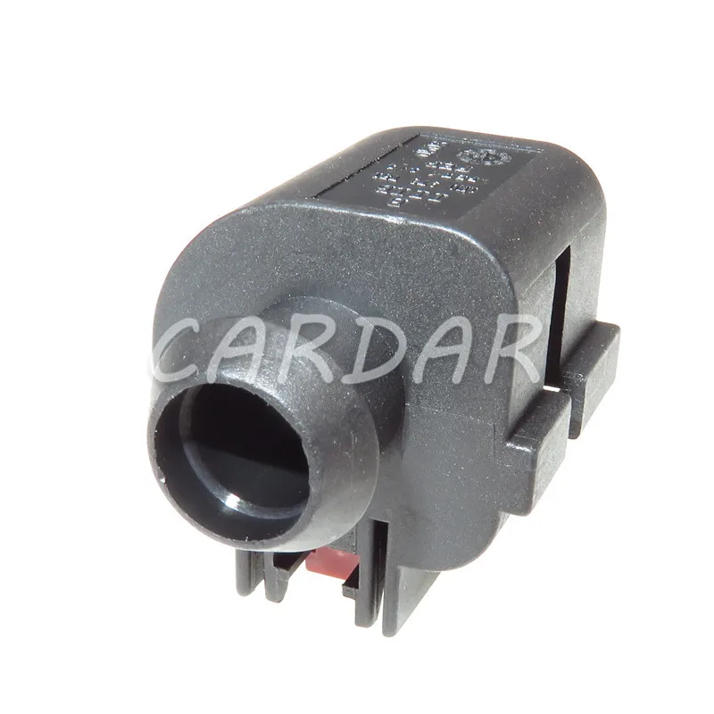 1 Set 1 Pin 1K0973751 Automotive Starter Motor Plug 1K0 973 751 Cable Socket AC Assembly For VW Sagitar Magotan Golf Audi