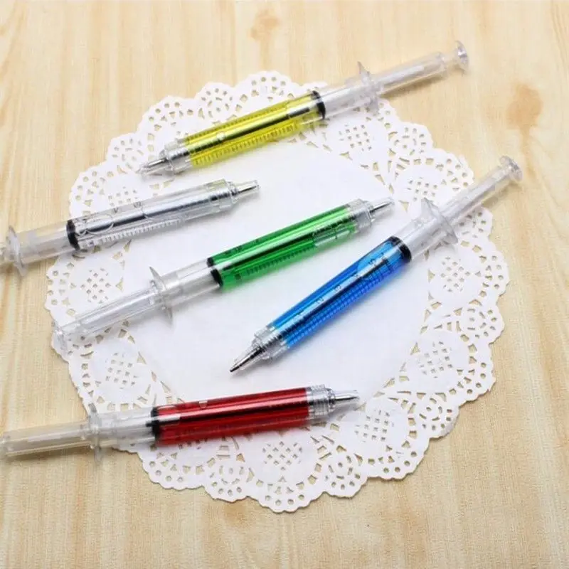 4Pcs Multicolor Spuit Pennen Novelty Liquid Spuit Balpen Naald Buis Vorm Zwarte Inkt Balpen Balpen Pen Gift